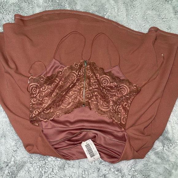 Olive tree Lovely Spa V Ponti F&F Dress - Picture 2 of 3